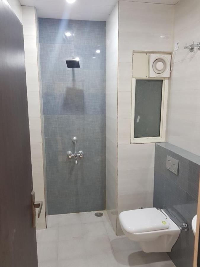 Metro Inn Pg Gurgaon Exteriör bild
